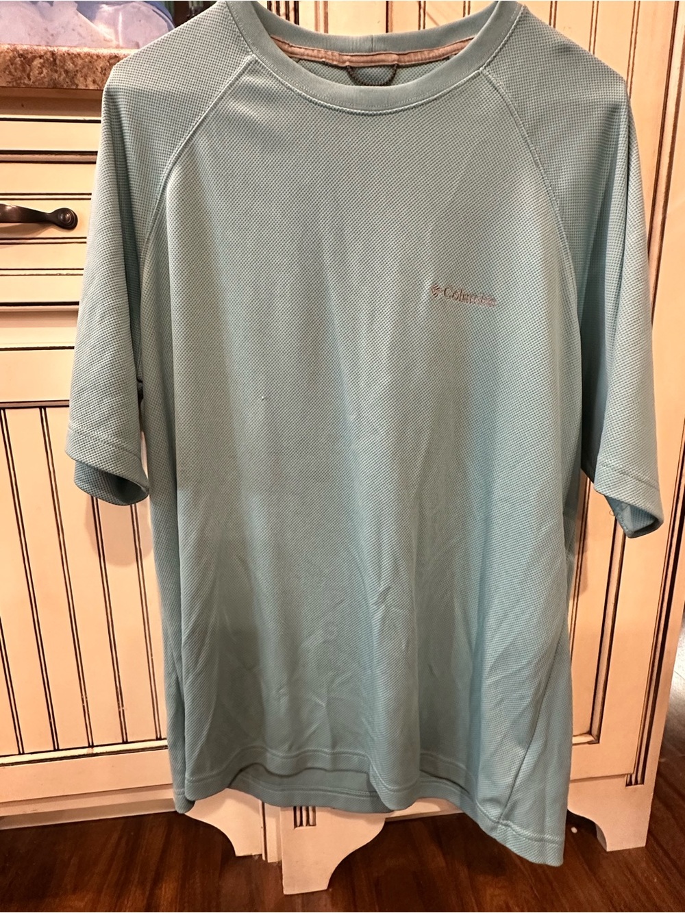Columbia Men's Short-Sleeve Performance Tee in Aqua Blue